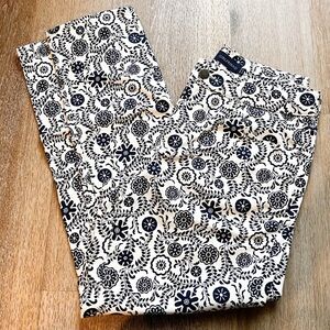 Boden Denim Girlfriend Jeans 8P Blue and White